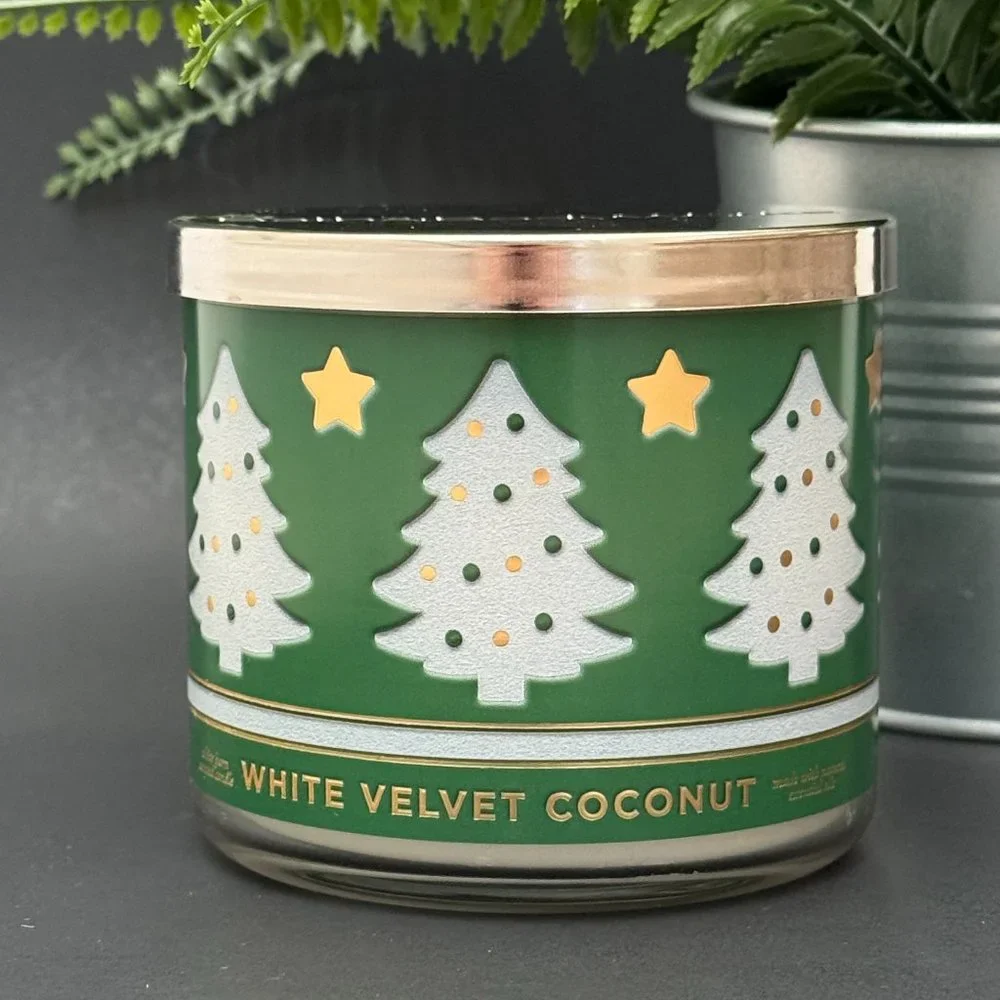 BBW White Velvet Coconut Bath & Body Works 3 Wick Candle - Picture 1 of 10